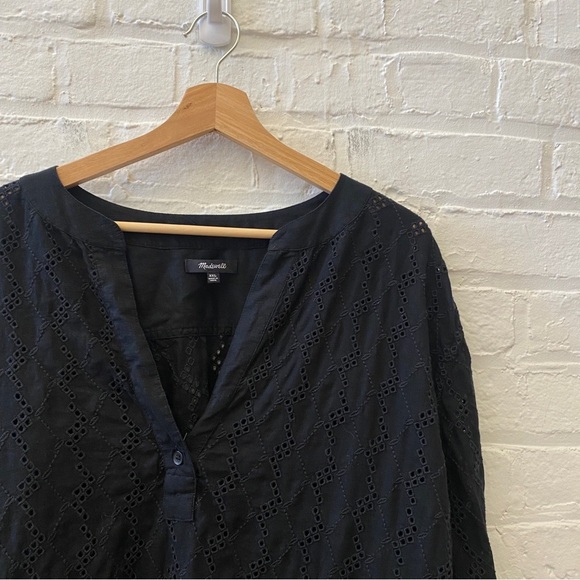 Madewell || Long-Sleeve Popover Top in Eyelet Linen Blend Black XXL - Picture 5 of 8